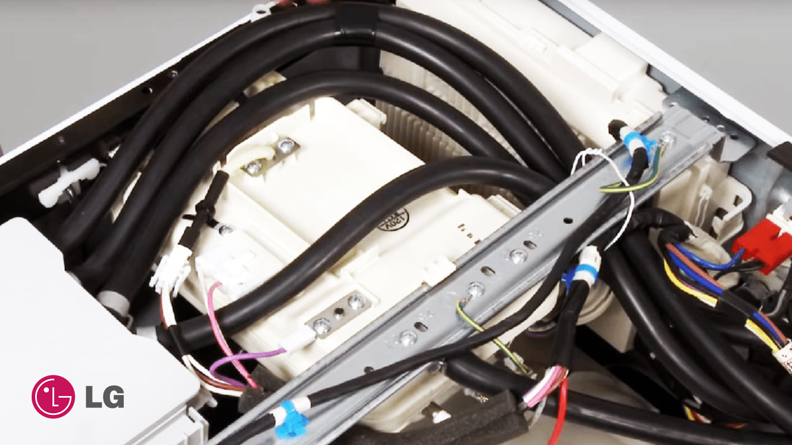 علت ارور PE ماشین لباسشویی ال جی